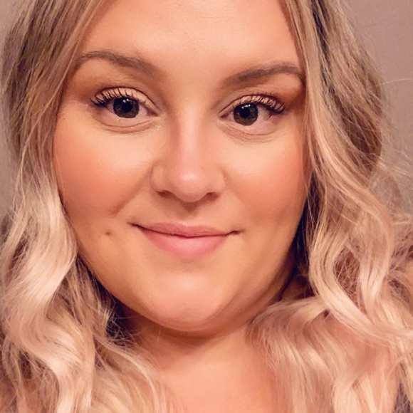 Meet your Posher, Chelsea - Picture 1 of 1